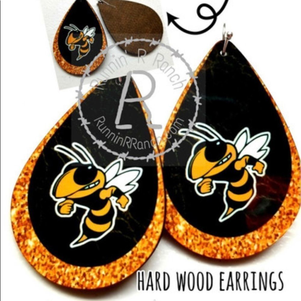 Hornet 🐝 Black and Gold earrings